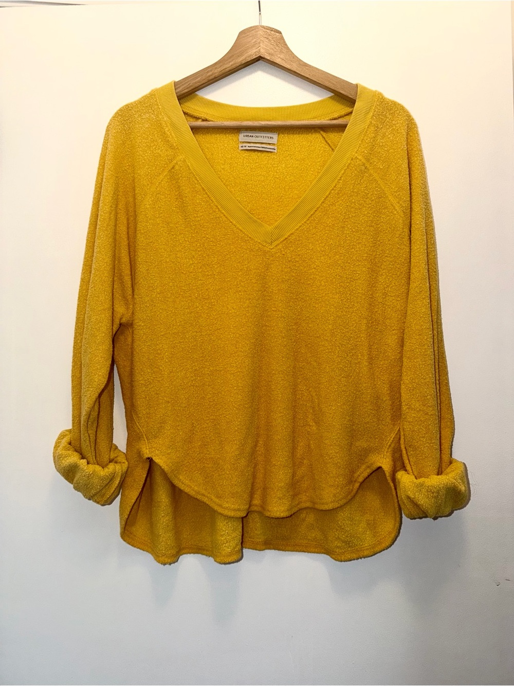 Urban Outfitters Long Sleeve Women's XS Mustard Oversize Lightweight V-Neck